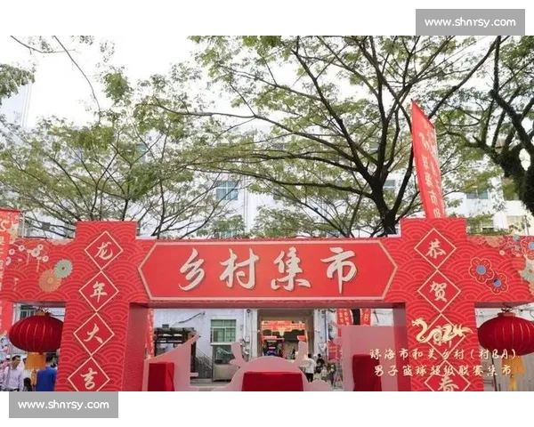 网红达人助阵村 BA 环江非遗打铁花燃爆夏夜