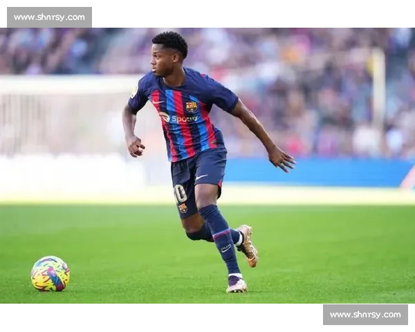 法蒂续约后租借摩纳哥，巴萨释放 800 万薪资空间剑指重建