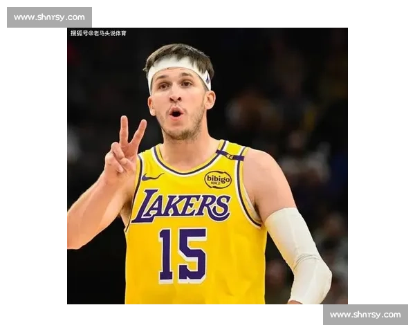 里夫斯：湖人是家！顶薪争议下的忠诚告白，球迷：他比拉塞尔更值得