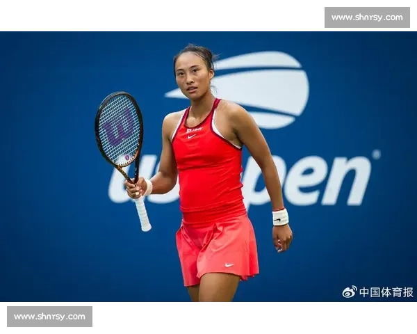 郑钦文新战靴亮相！今夜对决莱巴金娜冲击冠军